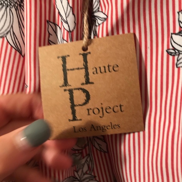 Haute Project LA button tie bell sleeve blouse - Picture 2 of 4